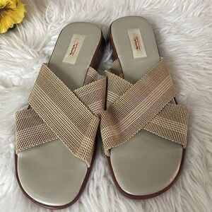TALBOTS SANDALS SIZE 9B 